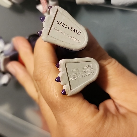 FNAF five nights at freddys figures Roxy, vannie,springtrap, and glitchtrap - Picture 2 of 5